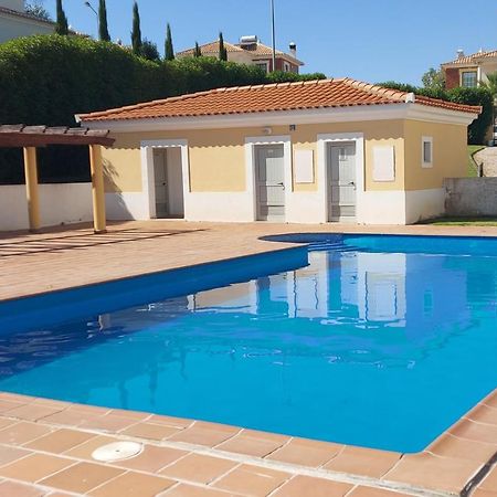 Apartamento piscina 5 minutos praia Alcantarilha Esterno foto