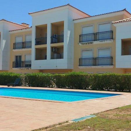 Apartamento piscina 5 minutos praia Alcantarilha Esterno foto